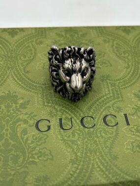 Unisex, Gucci, silver tone, lion head ring size 10 made in Italy